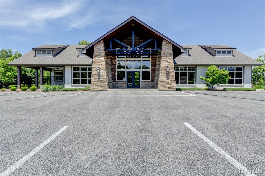 Majestic Lakes - Residential