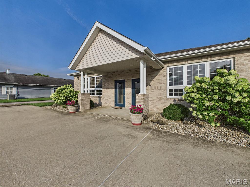 Prairieland VI - Commercial Sale