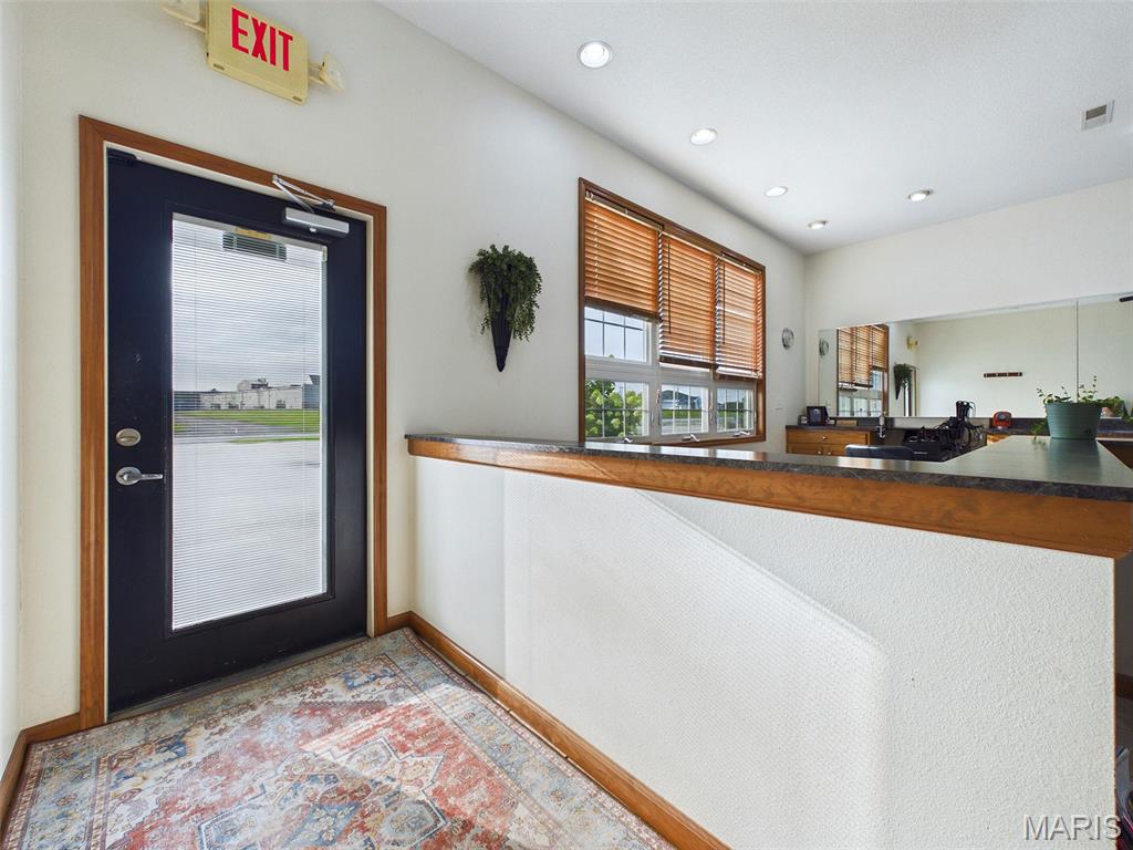Prairieland VI - Commercial Sale