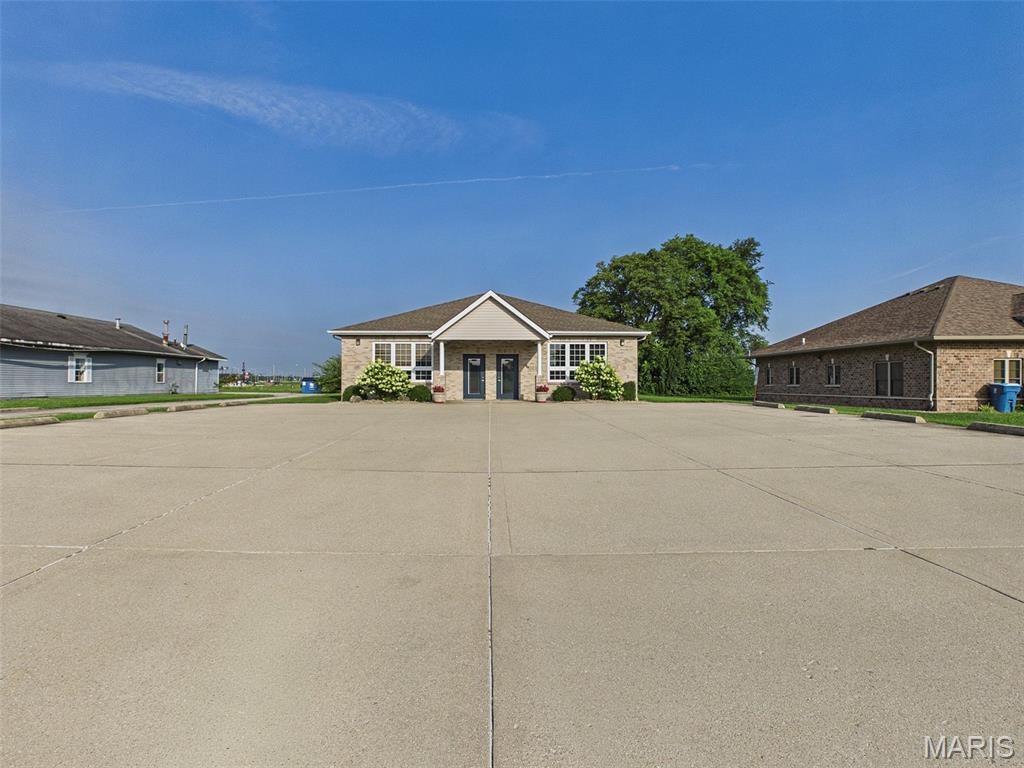 Prairieland VI - Commercial Sale