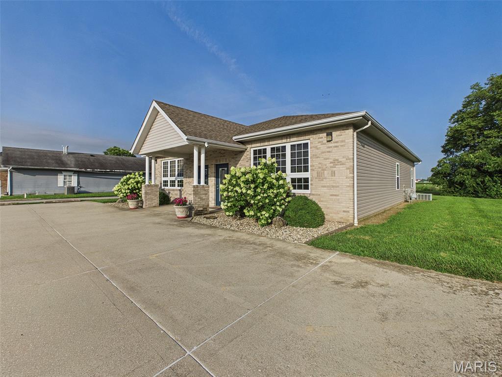 Prairieland VI - Commercial Sale