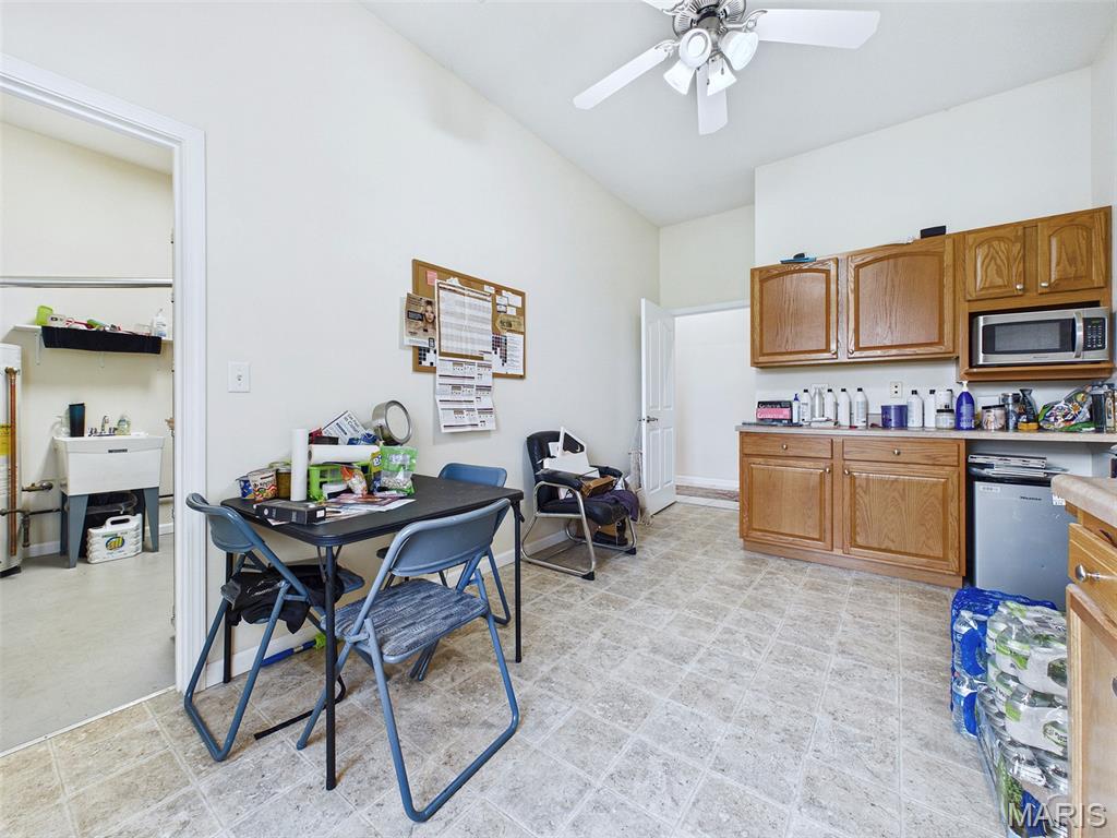 Prairieland VI - Commercial Sale