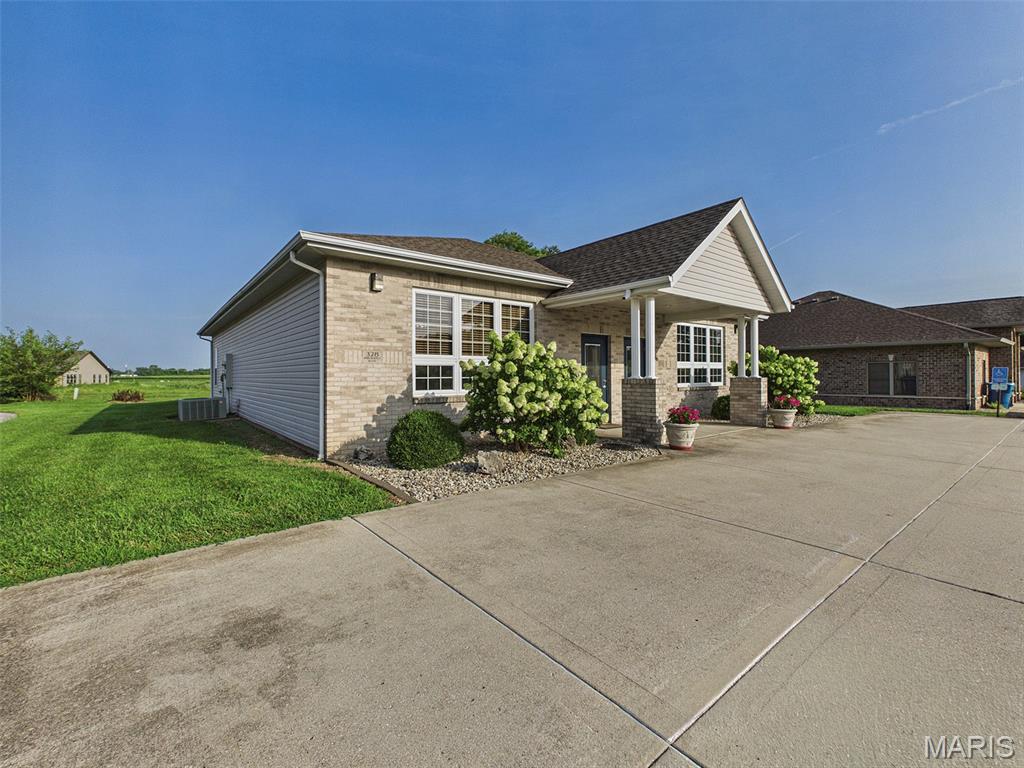 Prairieland VI - Commercial Sale