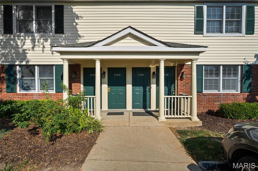 Brentwood Forest Condo Ph Two - Residential