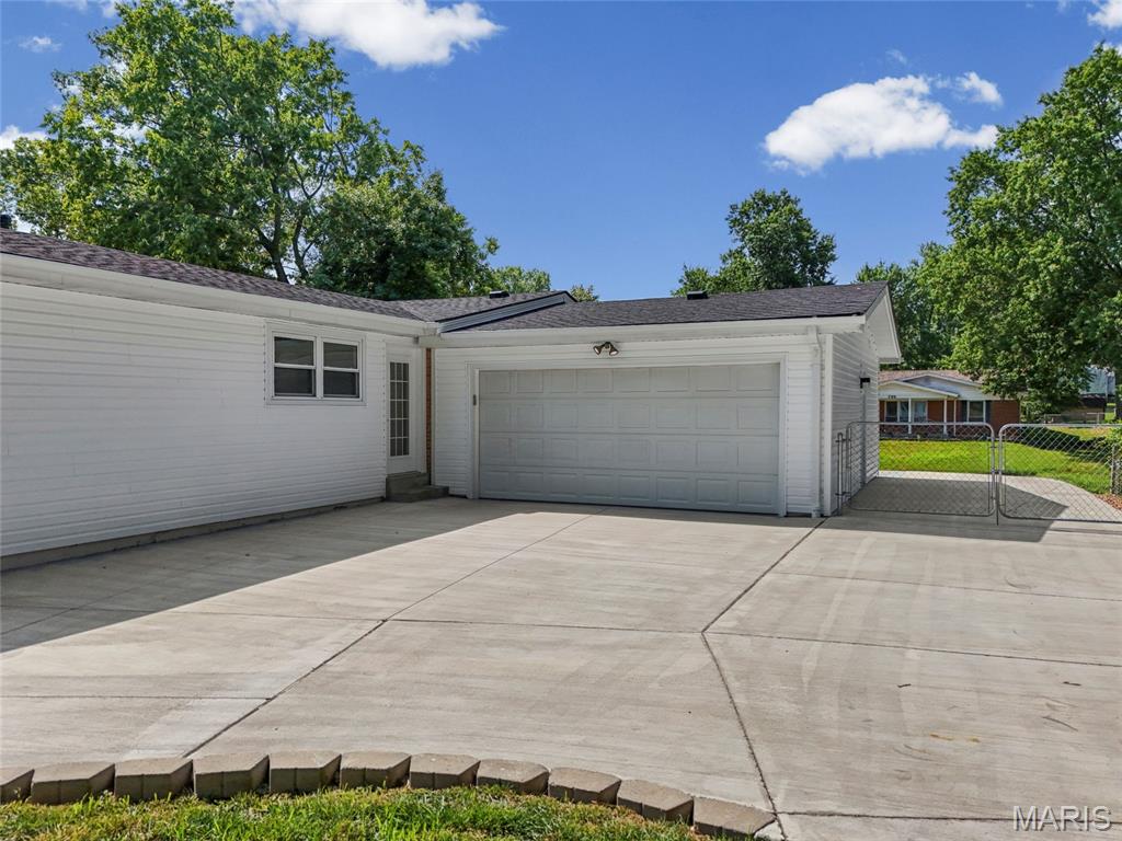 Westwood Ac #4 - Residential
