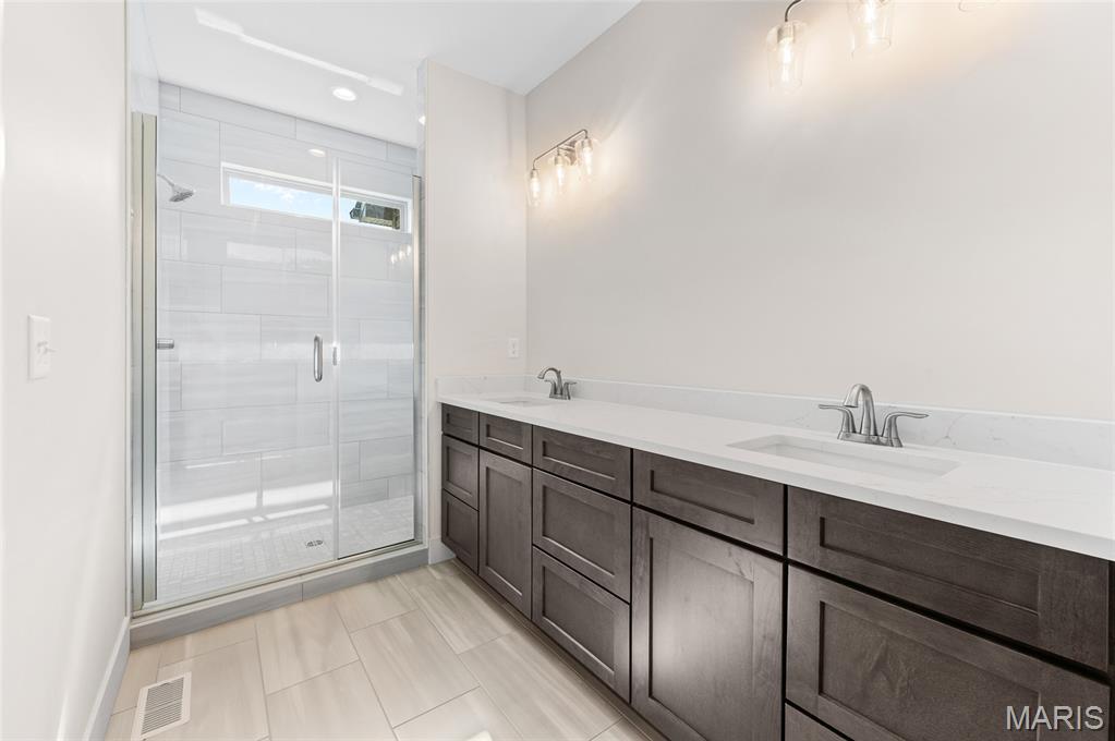 Stonebridge Bluffs 1st Add - Residential
