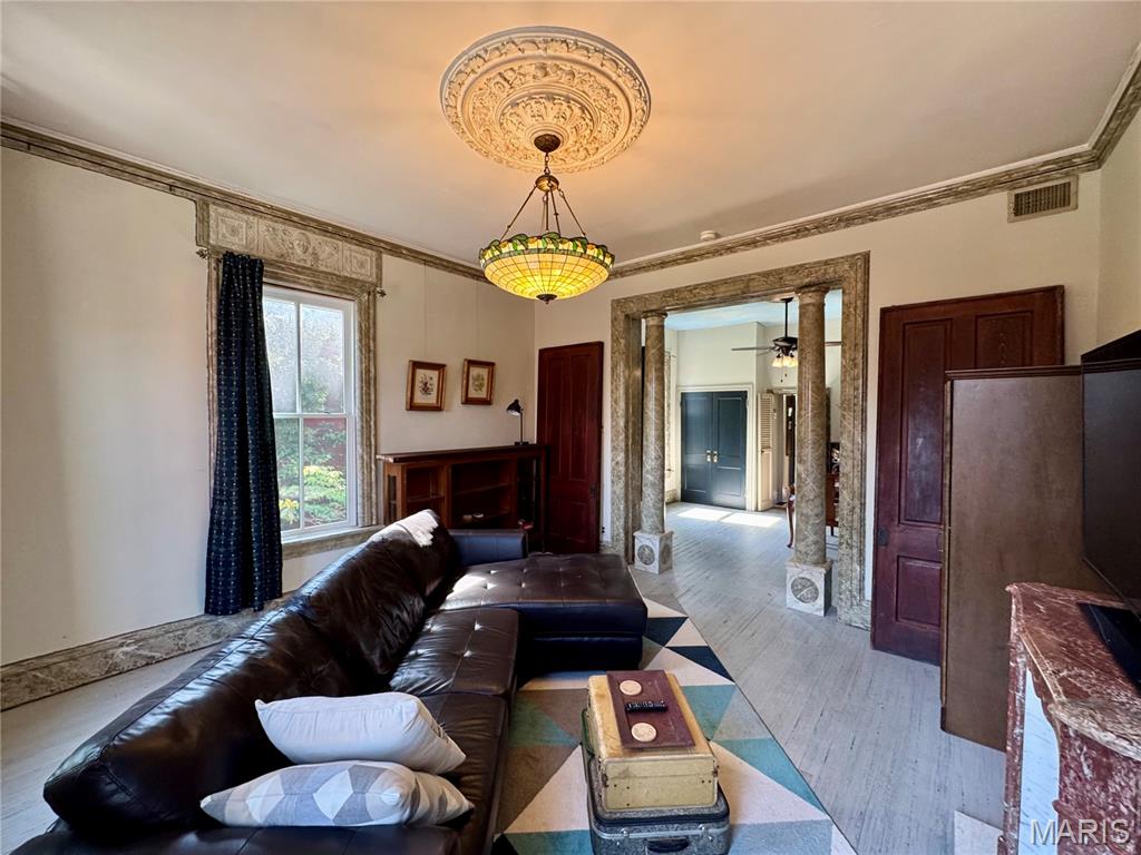 Allens Add - Residential Lease