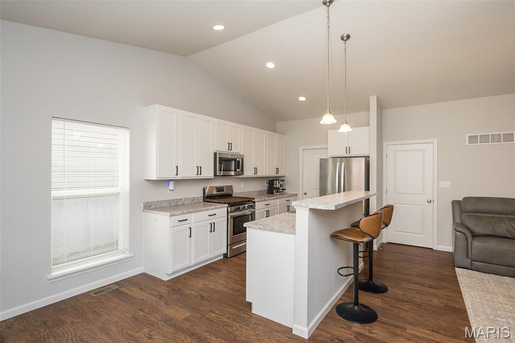 Arbors Of Rockwood Three The - Residential