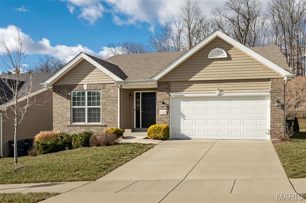 Arbors Of Rockwood Three The - Residential