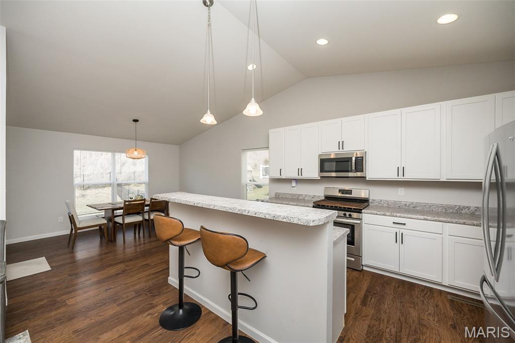 Arbors Of Rockwood Three The - Residential