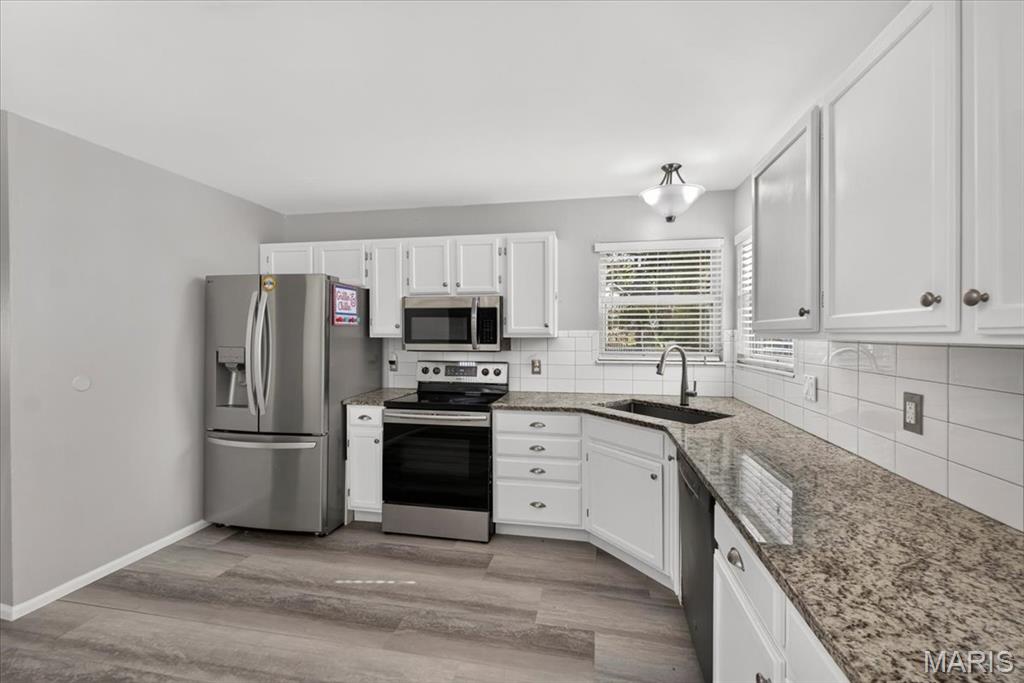 Twin Chimneys Village B Lindenwood - Residential