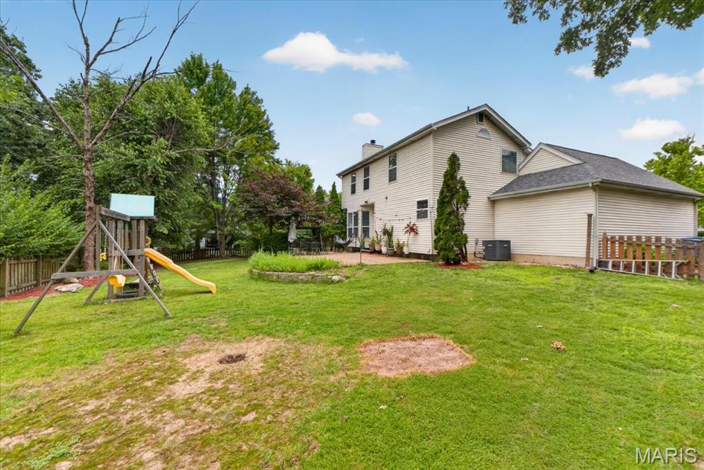 Twin Chimneys Village B Lindenwood - Residential