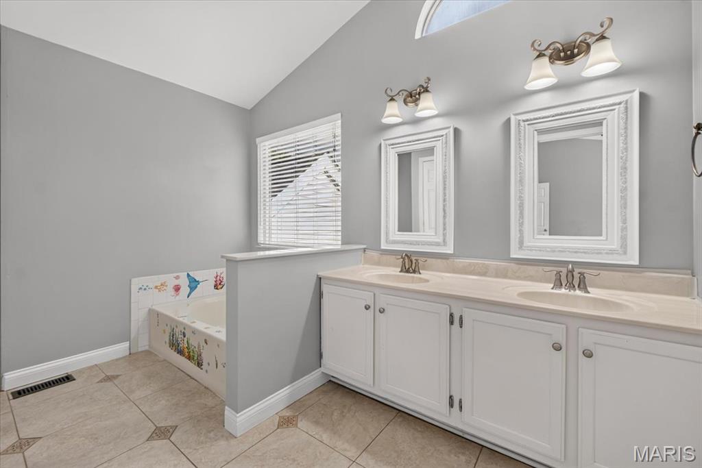 Twin Chimneys Village B Lindenwood - Residential
