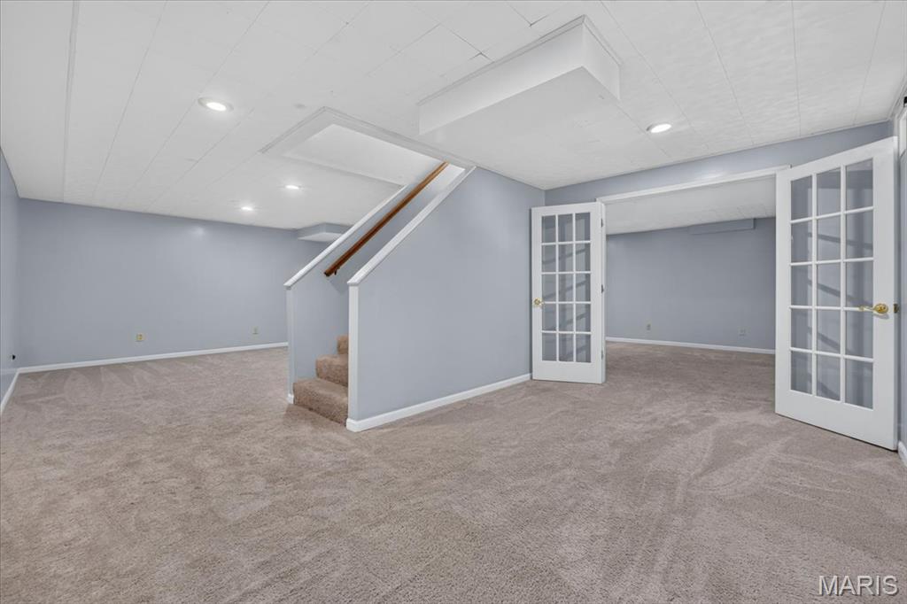 Twin Chimneys Village B Lindenwood - Residential