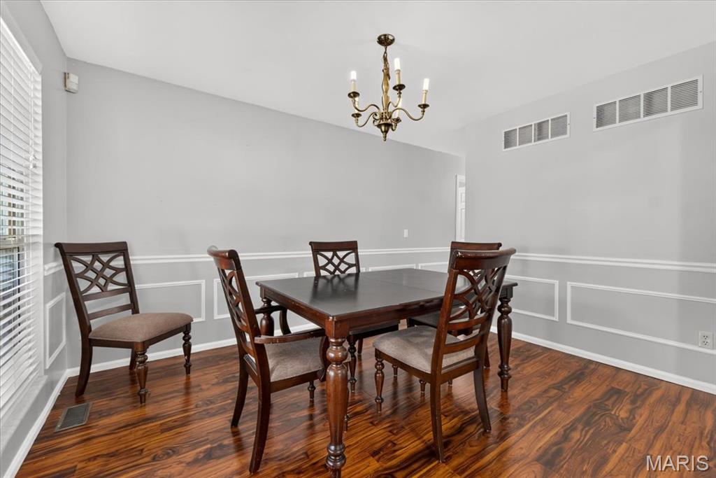 Twin Chimneys Village B Lindenwood - Residential