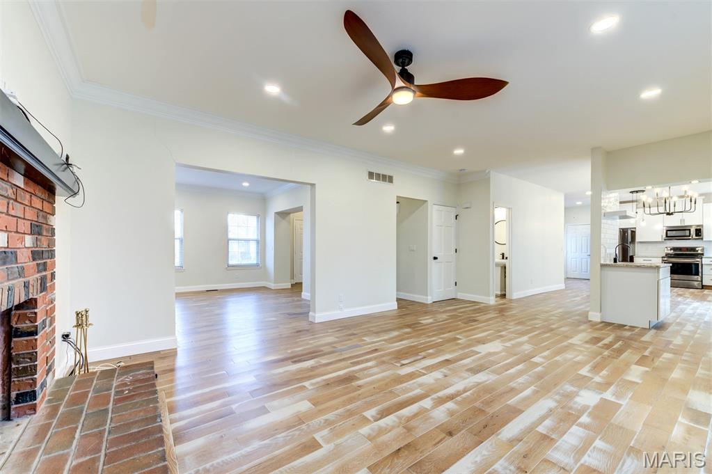 Estates At Lake Chesterfield The - Residential Lease