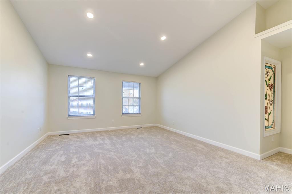 Estates At Lake Chesterfield The - Residential Lease