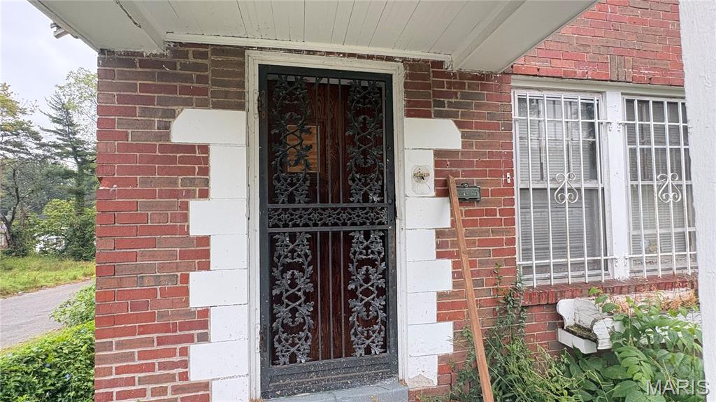 Charming 2-Bedroom Brick Home with Great Potential!

This 2-bedroom brick home offers a solid foundation and plenty of opportunity to make it your own. The home features beautiful hardwood floors and a classic brick exterior, providing a great starting point for a renovation or personal updates. With some work and TLC, this property has the potential to shine and could be an excellent opportunity for an owner-occupant, investor, or buyer looking for a home they can customize to their liking. Bring your vision and unlock the potential this property has to offer!

Please email offers only do not text.
Seller is not interested in seller financing.