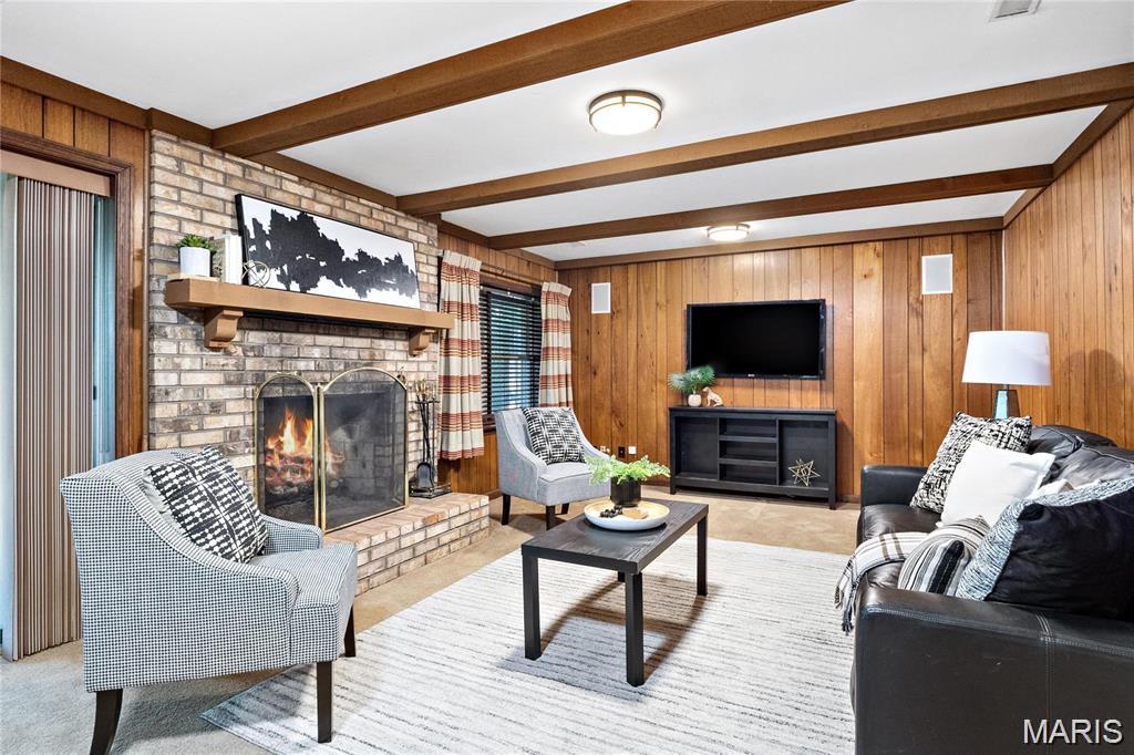 Pinetree Lake - Residential
