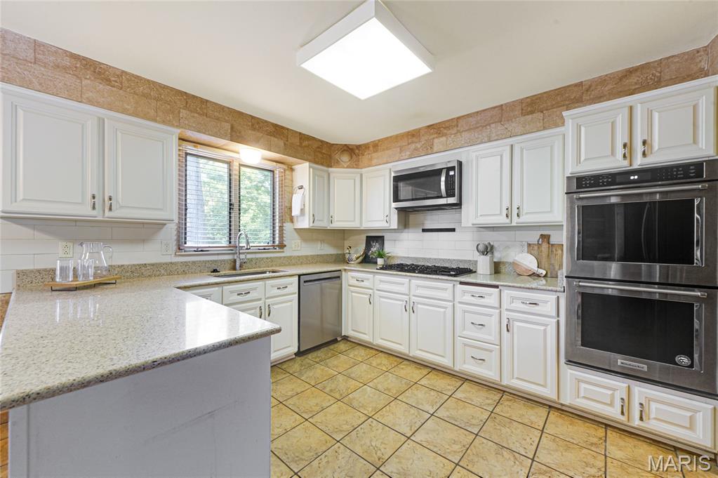 Pinetree Lake - Residential