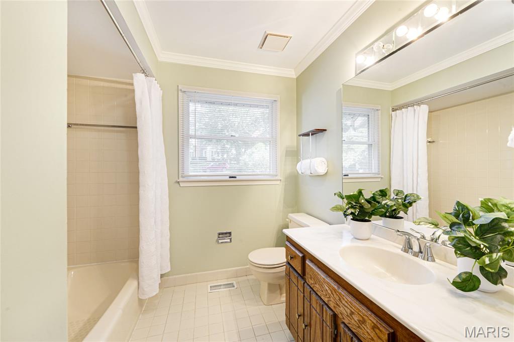 Pinetree Lake - Residential