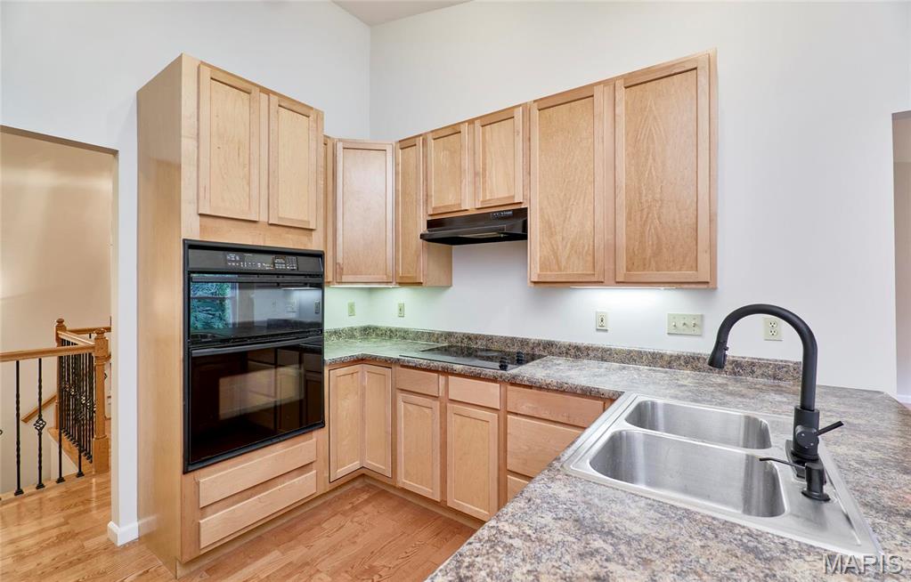 Villas at Ladue Bluffs - Residential Lease
