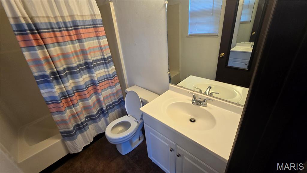 NOT IN A SUBDIVISION - Residential Lease