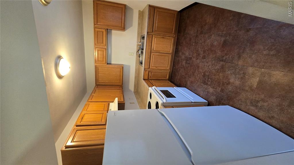 NOT IN A SUBDIVISION - Residential Lease