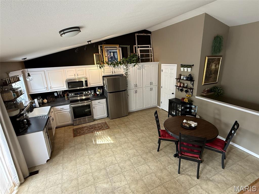 Eagle Rdg Estates 02 - Residential