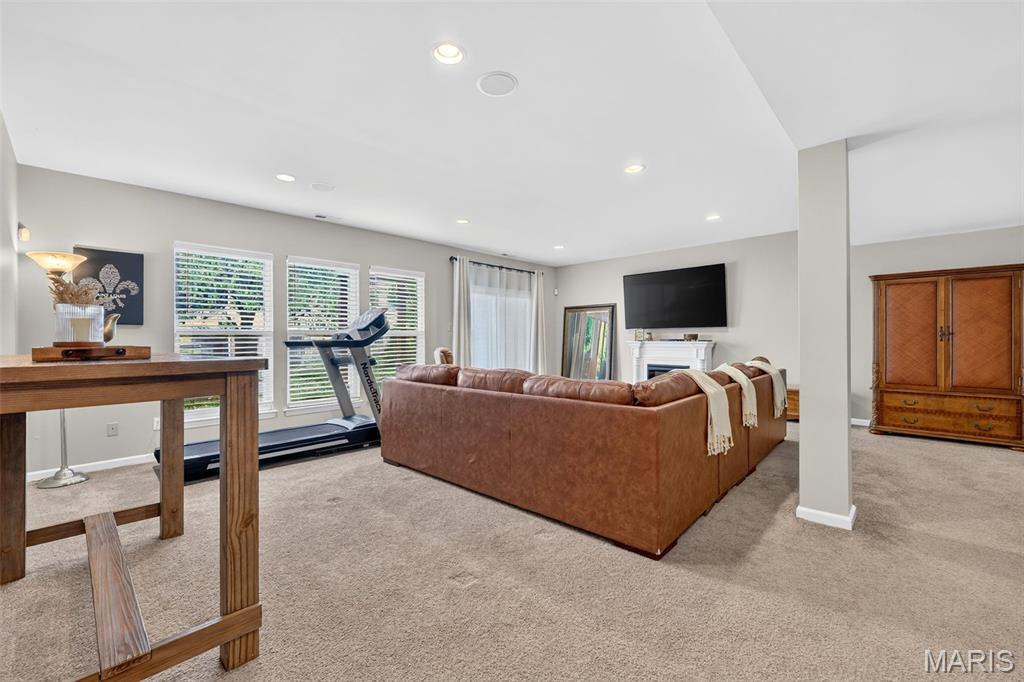 Villas At Ladue Bluffs - Residential
