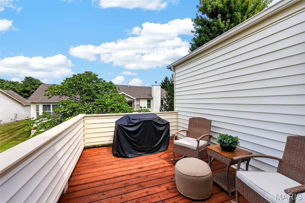 Villas At Ladue Bluffs - Residential