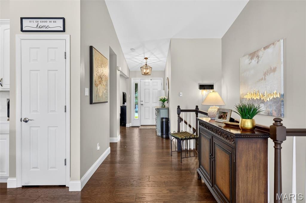 Villas At Ladue Bluffs - Residential