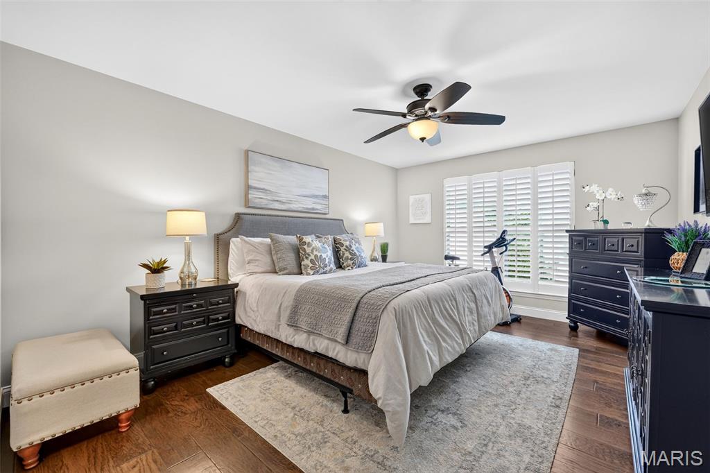 Villas At Ladue Bluffs - Residential