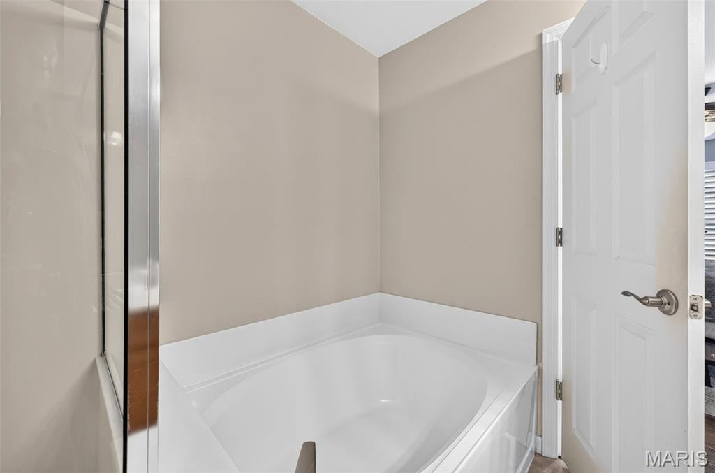 Villas At Ladue Bluffs - Residential