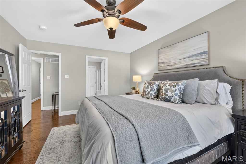 Villas At Ladue Bluffs - Residential