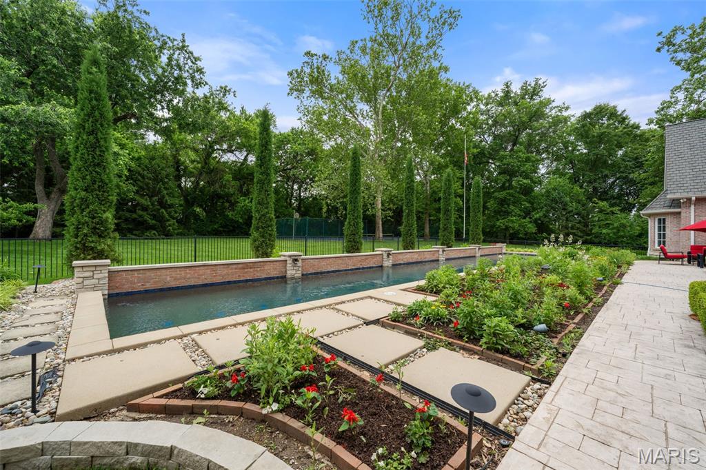 Lancashire Gardens - Residential
