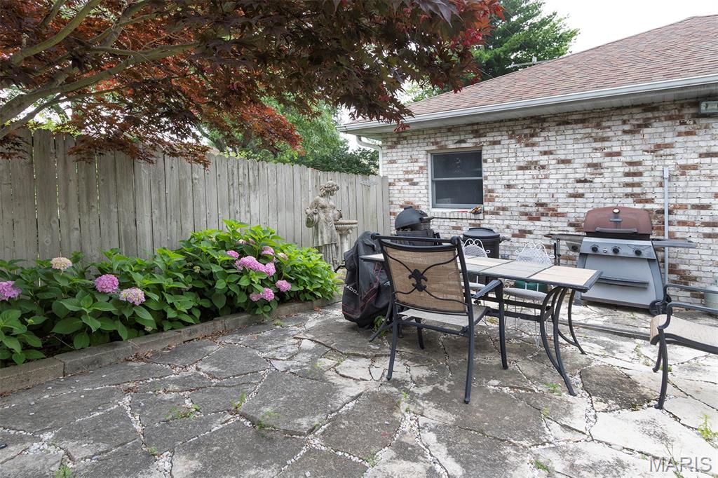 Lincoln Park Sub - Commercial Sale