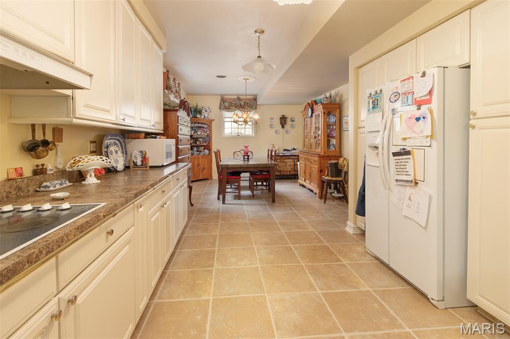 Lincoln Park Sub - Commercial Sale