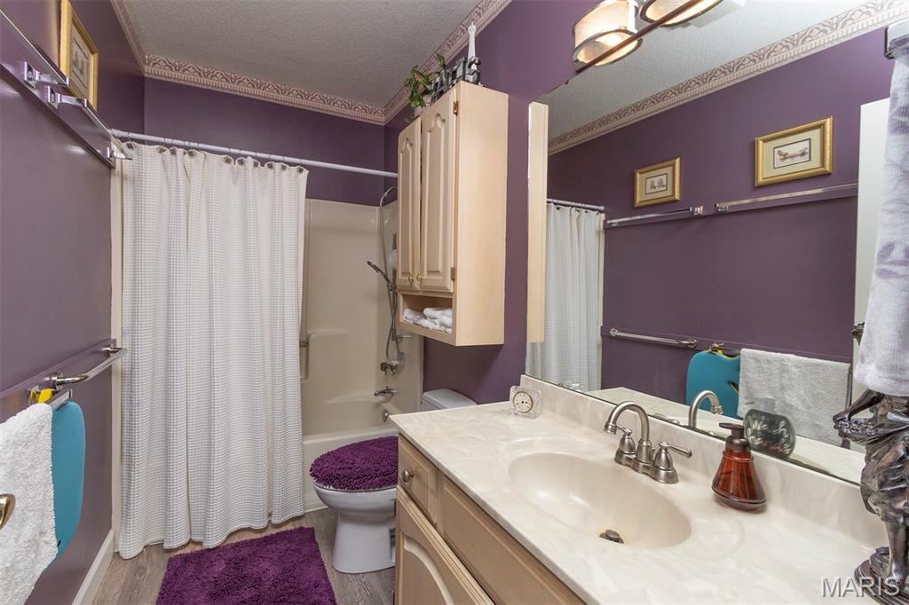 Lincoln Park Sub - Commercial Sale