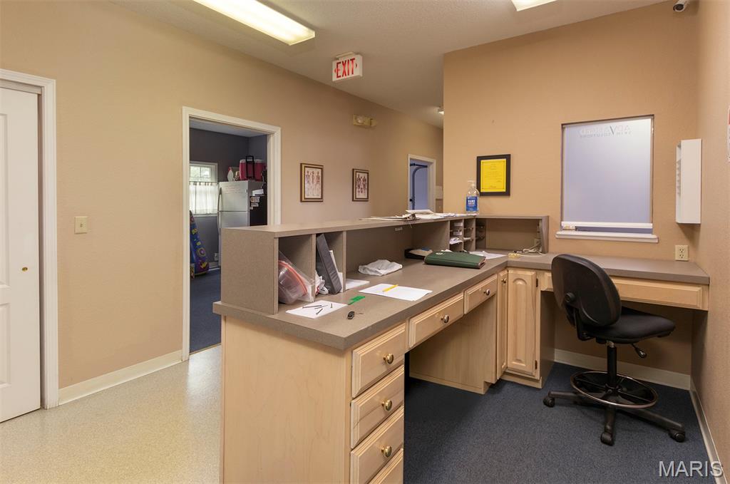 Lincoln Park Sub - Commercial Sale