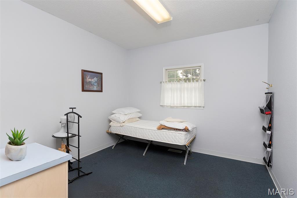 Lincoln Park Sub - Commercial Sale