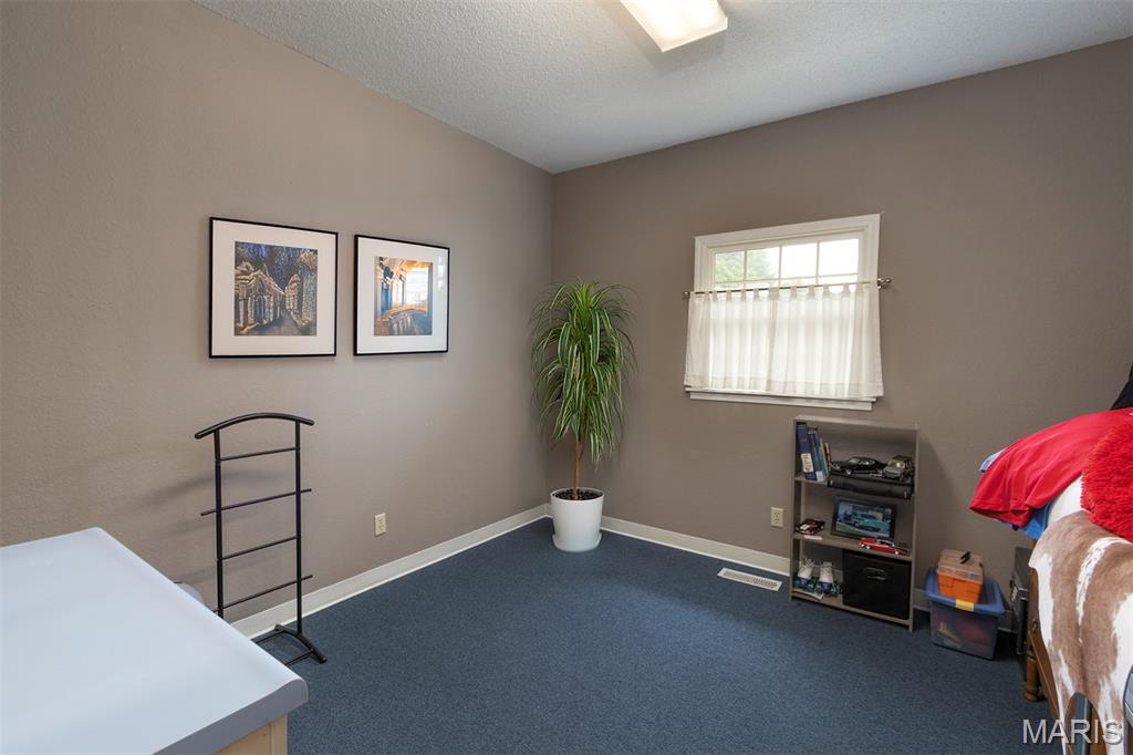 Lincoln Park Sub - Commercial Sale