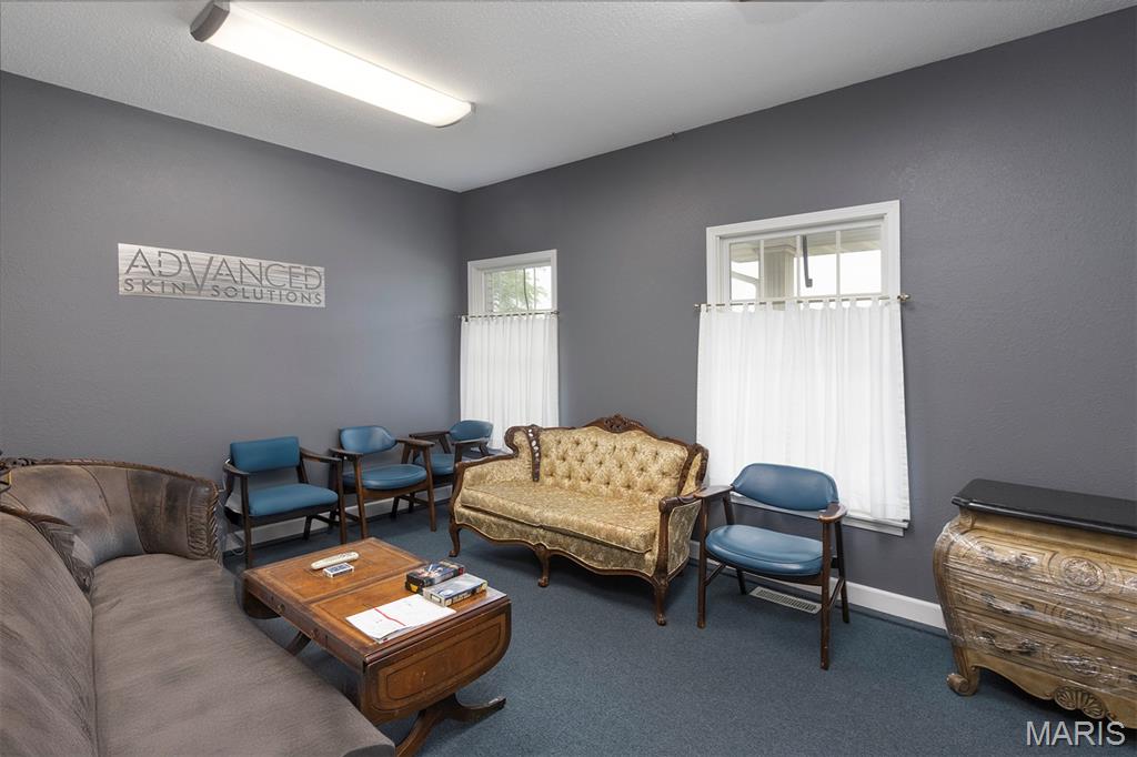 Lincoln Park Sub - Commercial Sale