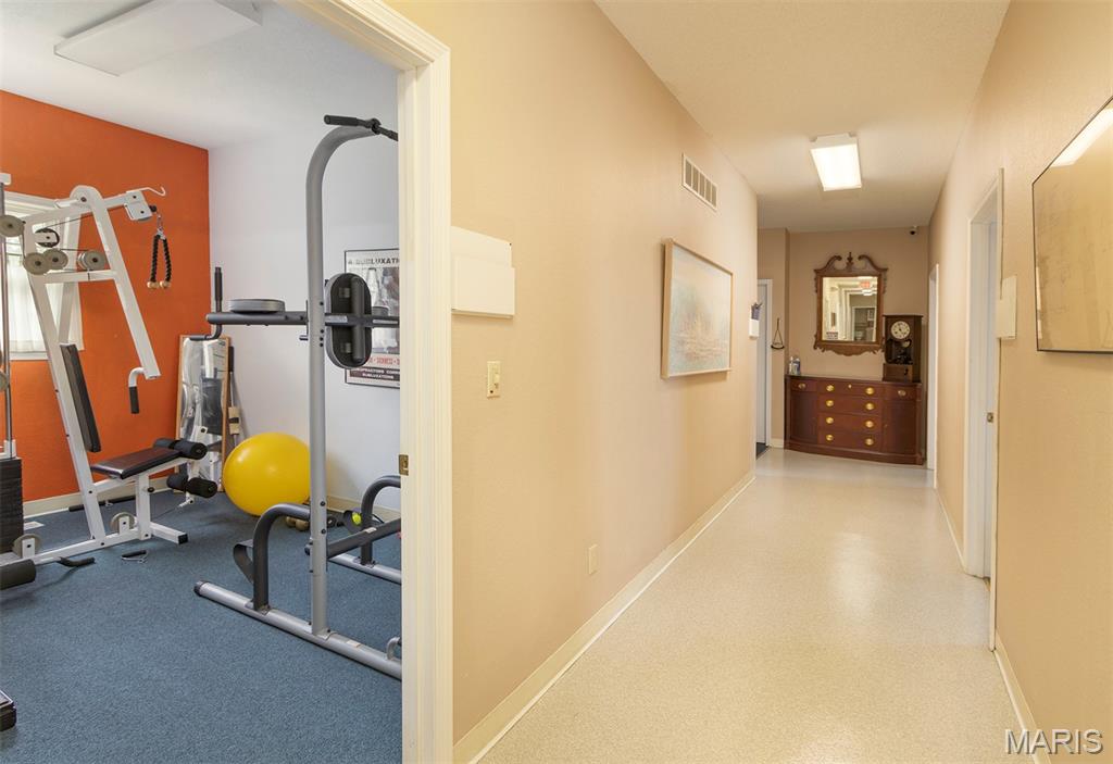 Lincoln Park Sub - Commercial Sale