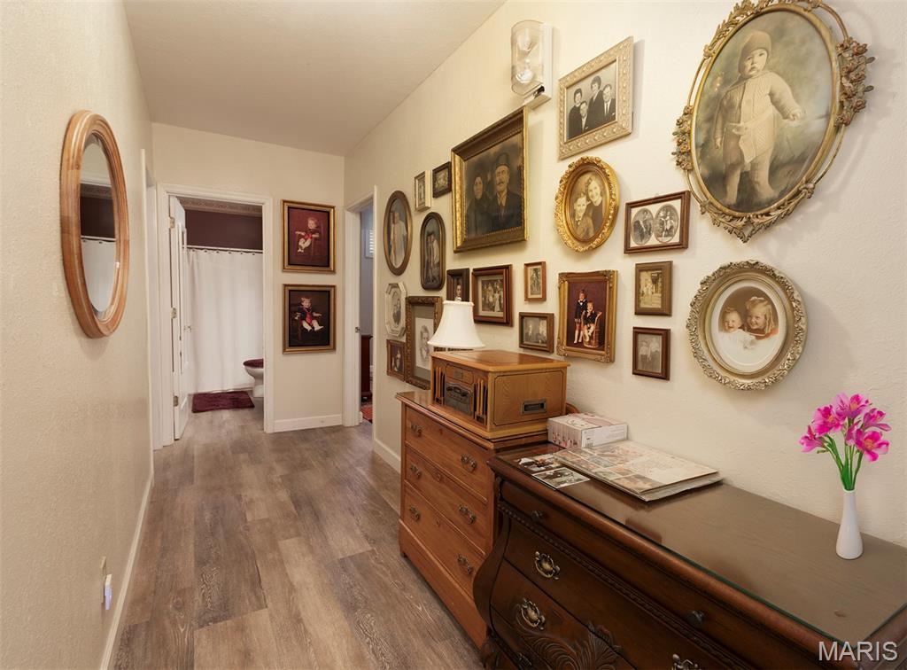 Lincoln Park Sub - Commercial Sale