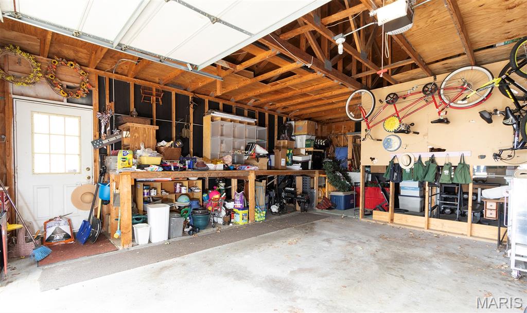 Lincoln Park Sub - Commercial Sale
