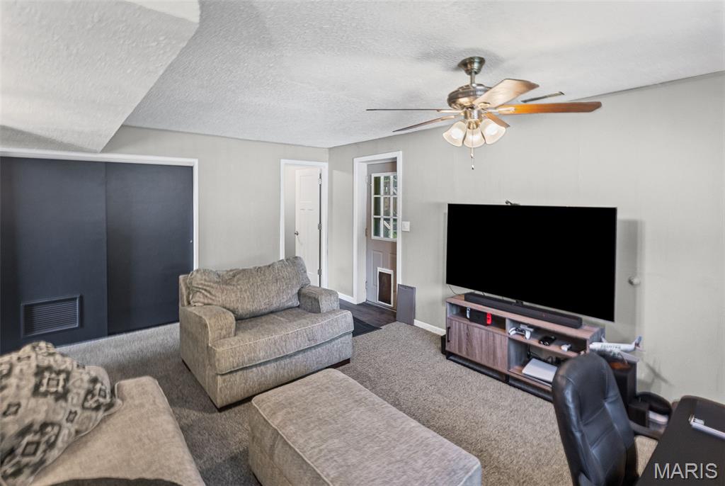 High Mdws - Residential