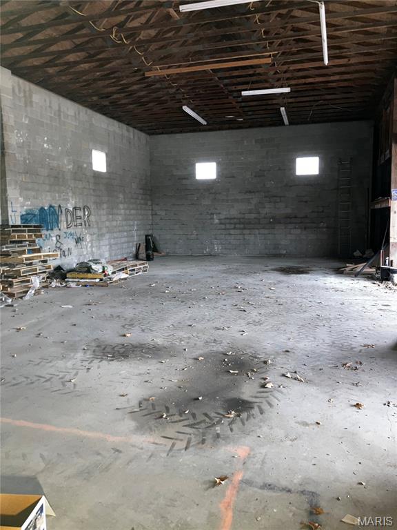 McFalls 1st Add - Commercial Sale