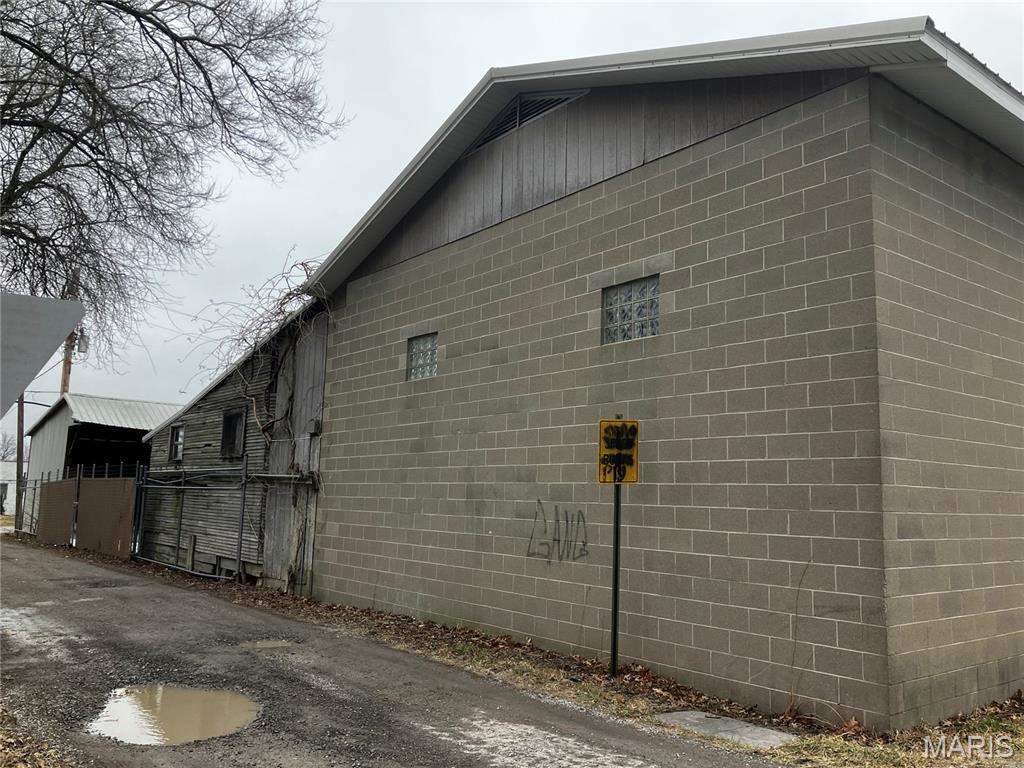 McFalls 1st Add - Commercial Sale