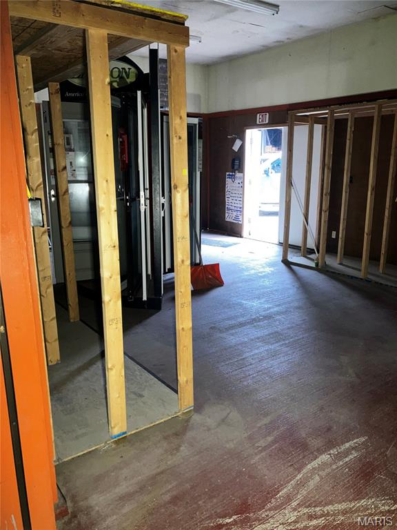 McFalls 1st Add - Commercial Sale